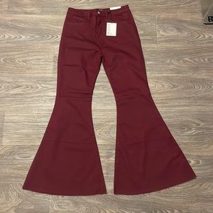 Zenana super flare burgundy colored denim L NWT